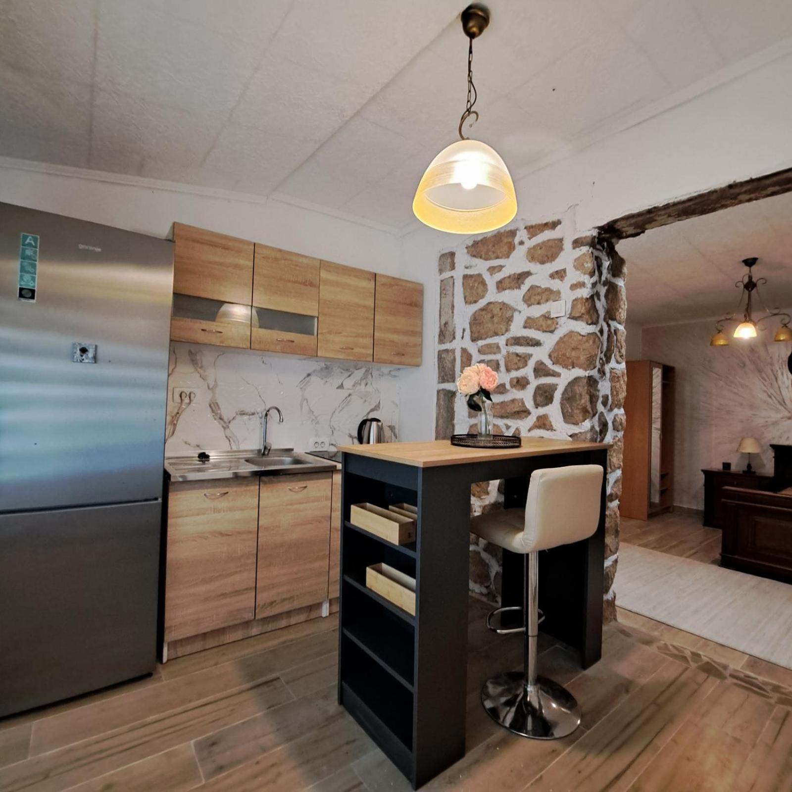 Unique Apartment Centar 波德戈里察 外观 照片