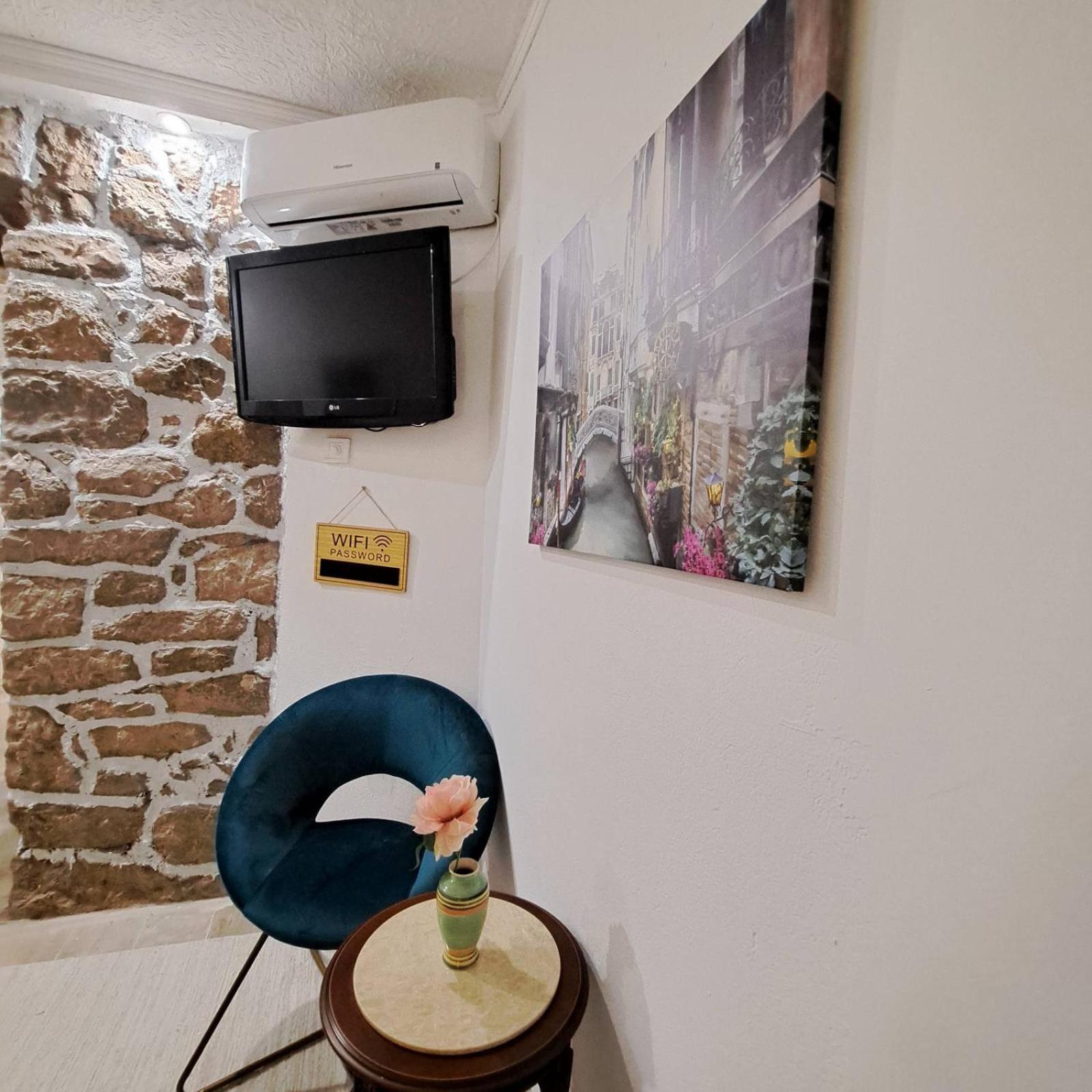 Unique Apartment Centar 波德戈里察 外观 照片